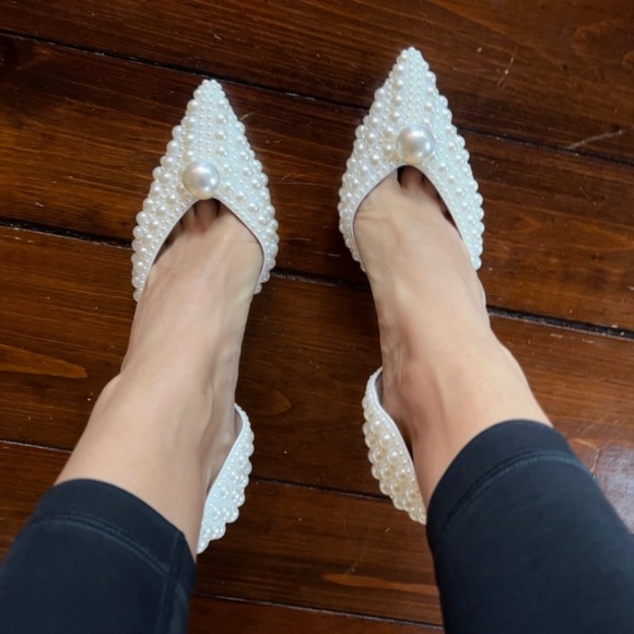 Embroiled Pearls shoes Perfect for weeding - Picture 3 of 8
